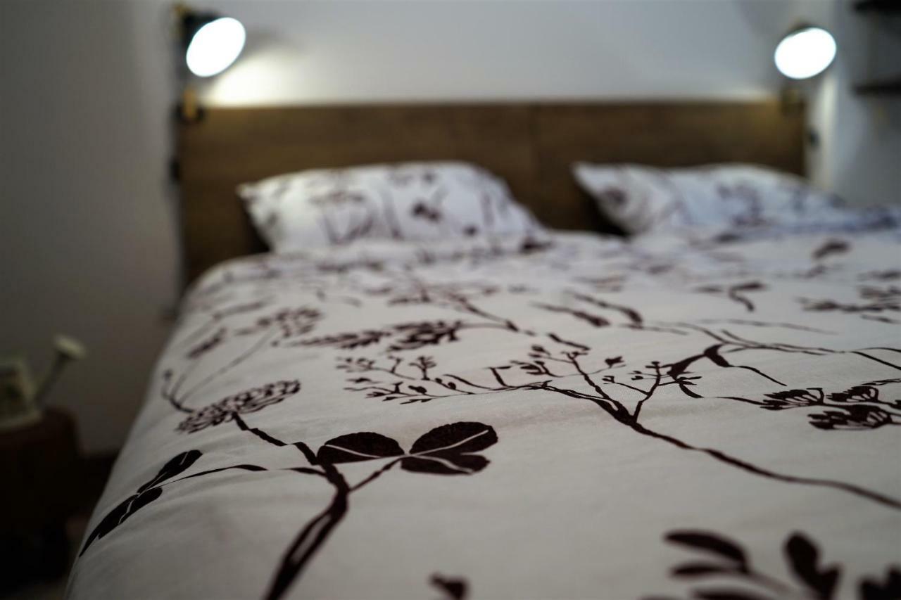 Momo'S Studio Apartment ザグレブ エクステリア 写真