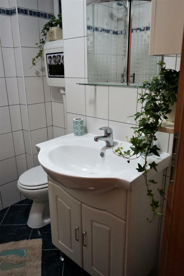 Momo'S Studio Apartment ザグレブ エクステリア 写真