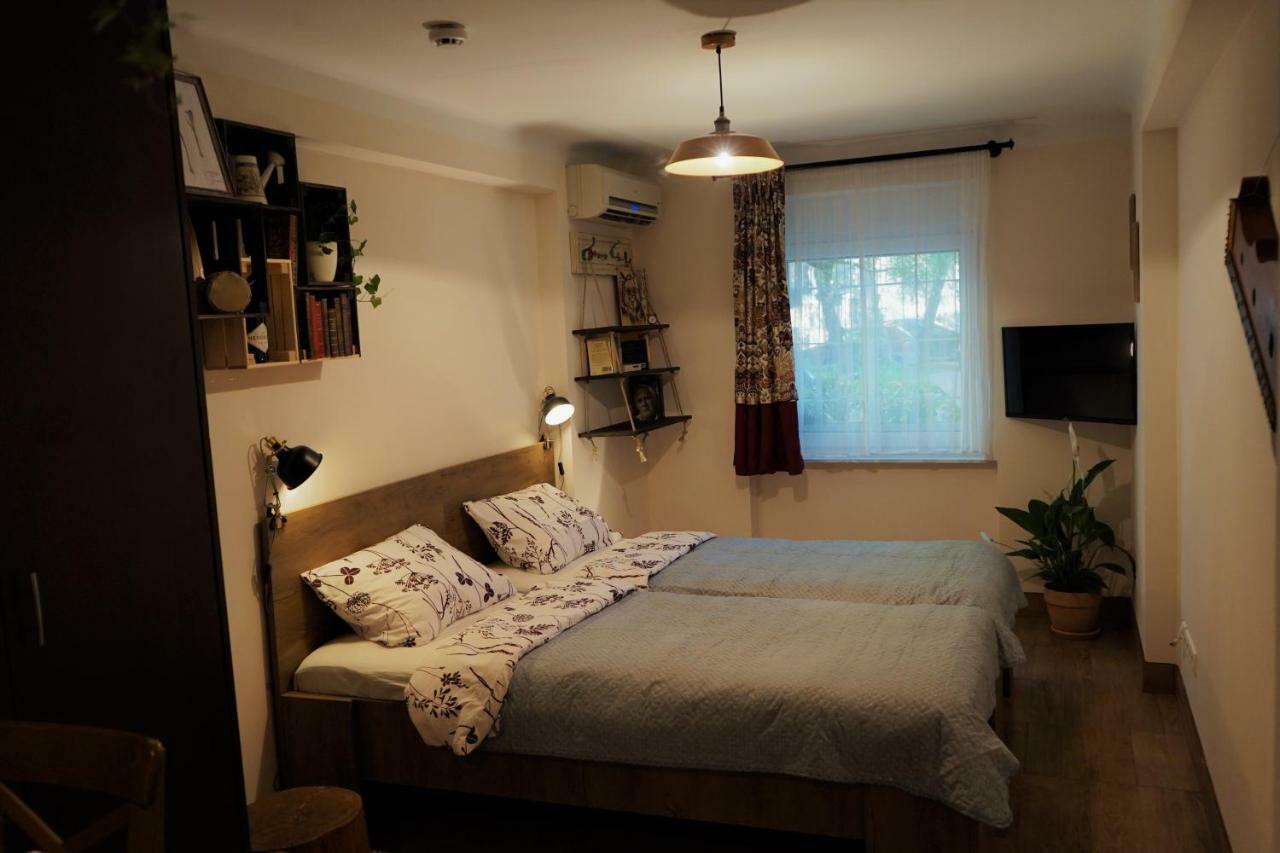 Momo'S Studio Apartment ザグレブ エクステリア 写真